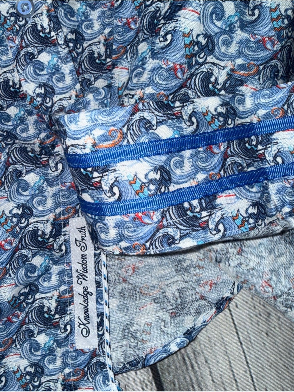Robert Graham Tailored Button Down - Picture 5 of 6